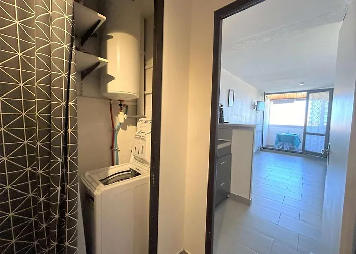 3 Couchages Cap D'agde Ct395-050 * Agde